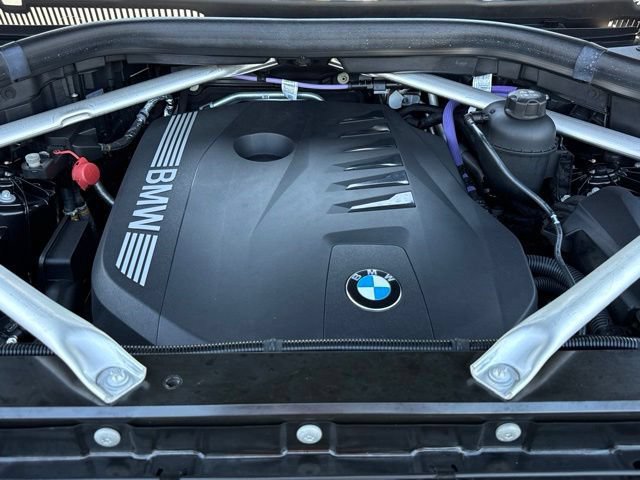 Used 2025 BMW X5 xDrive40i w/ Premium Package AWD/4WD image 31