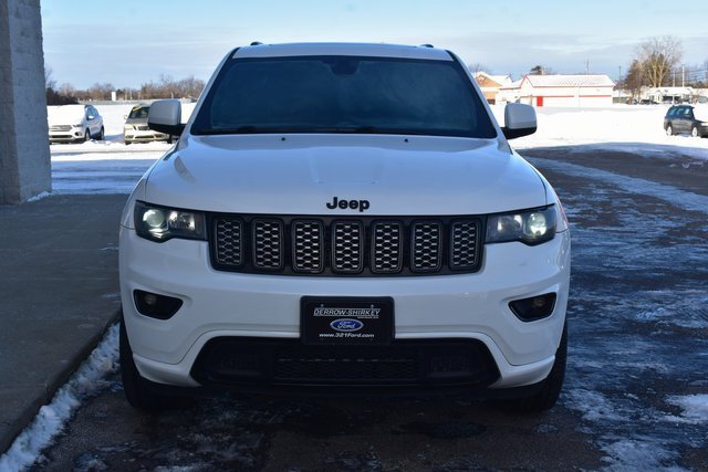 Used 2018 Jeep Grand Cherokee Altitude image 8