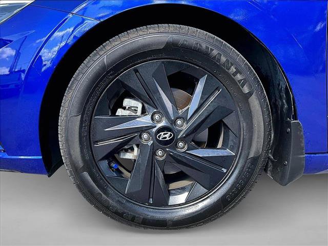 Used 2021 Hyundai Elantra SEL image 10