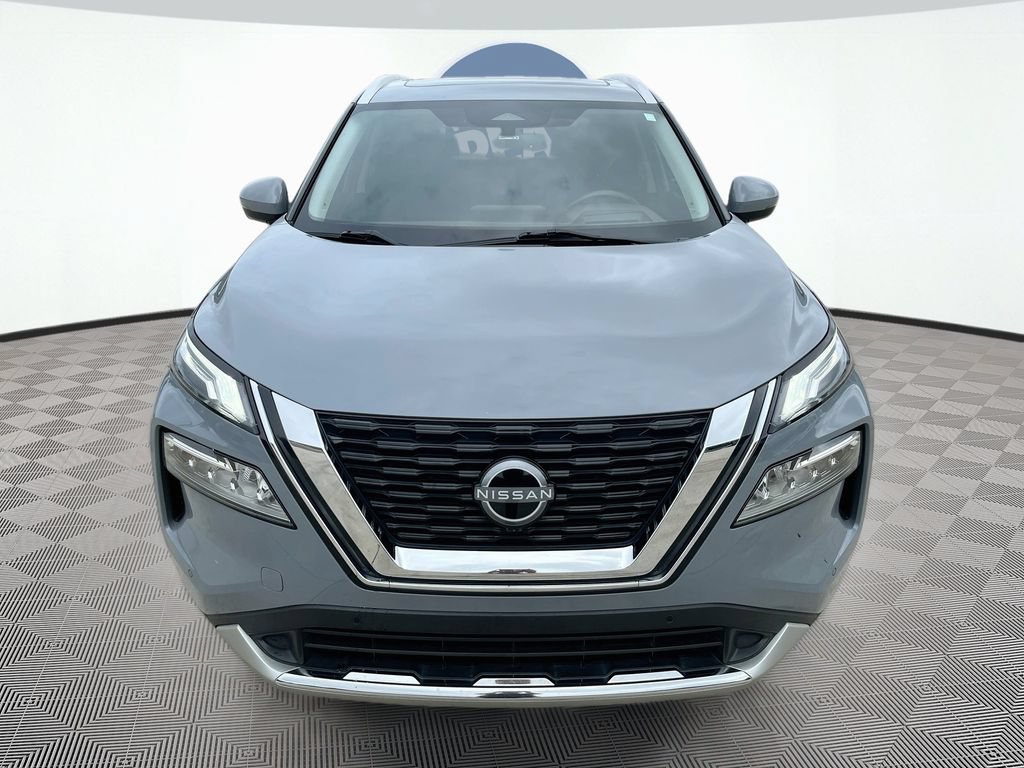 Used 2023 Nissan Rogue Platinum w/ Platinum Premium Package FWD image 2