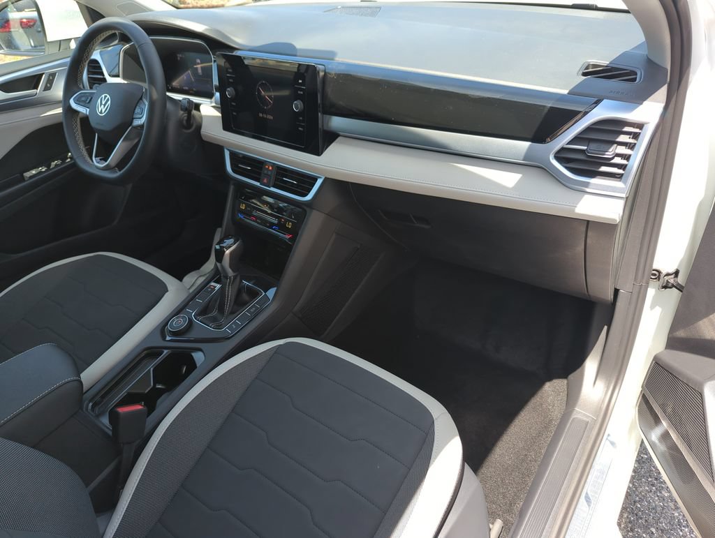 New 2026 Volkswagen Taos SE AWD/4WD image 22
