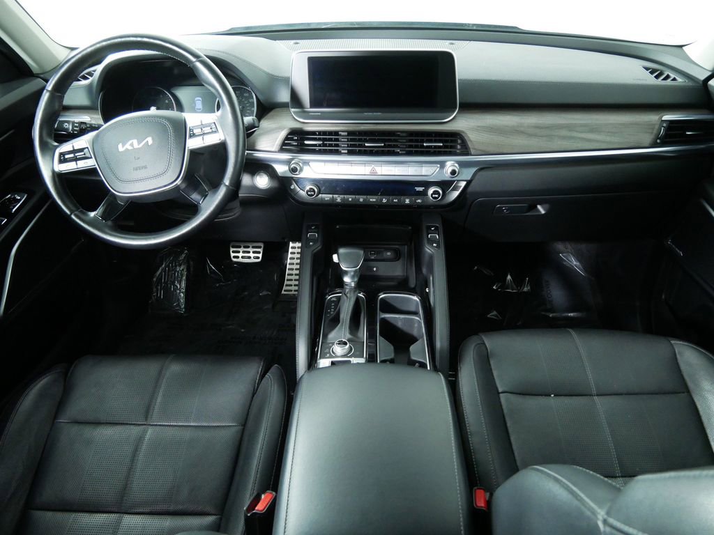 Used 2022 Kia Telluride SX w/ Nightfall Edition Package image 19