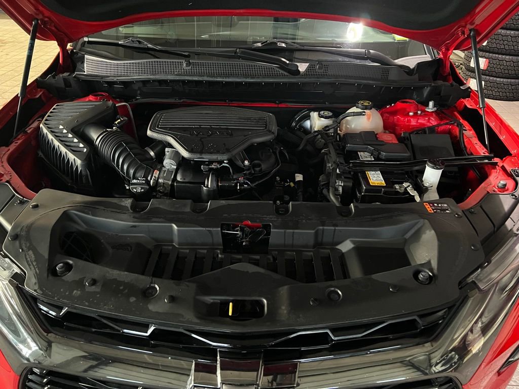 Used 2022 Chevrolet Blazer RS w/ LPO, Exterior Decal Package image 17