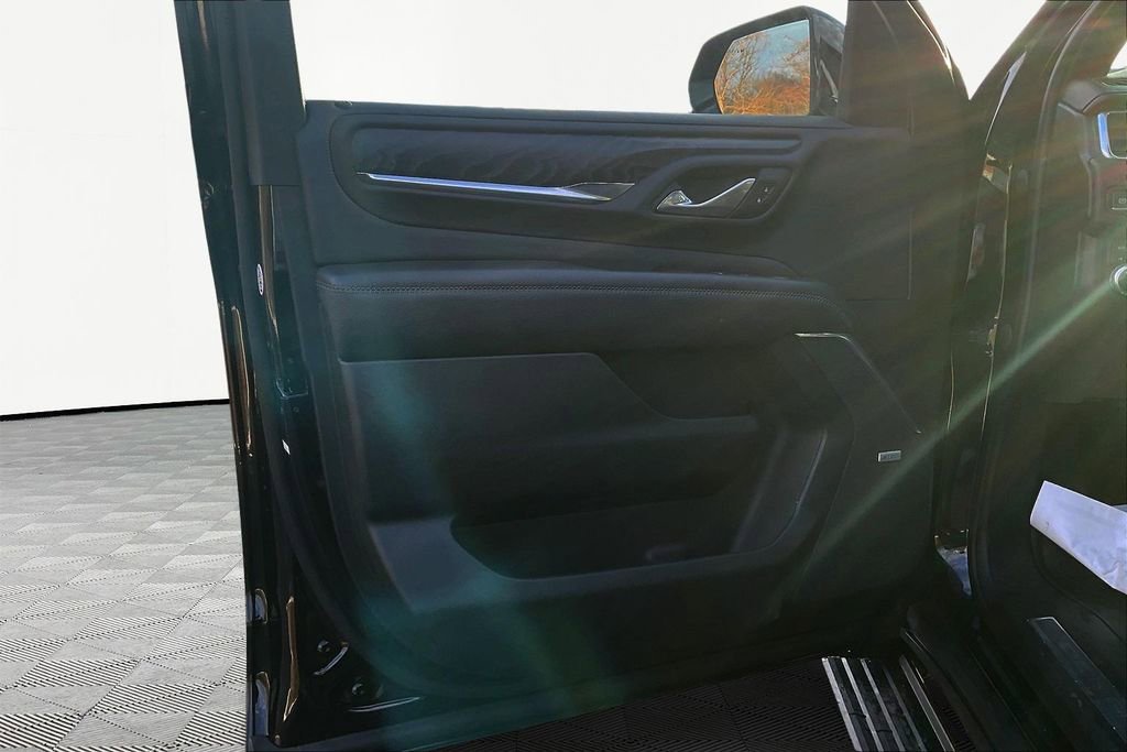Used 2023 GMC Yukon Denali image 21