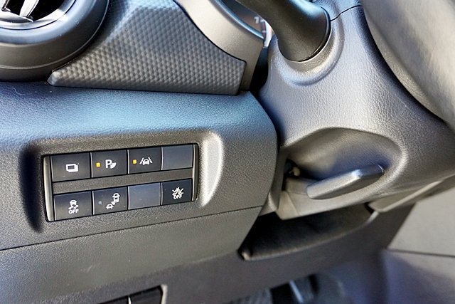 Certified 2024 Nissan Kicks S FWD image 32
