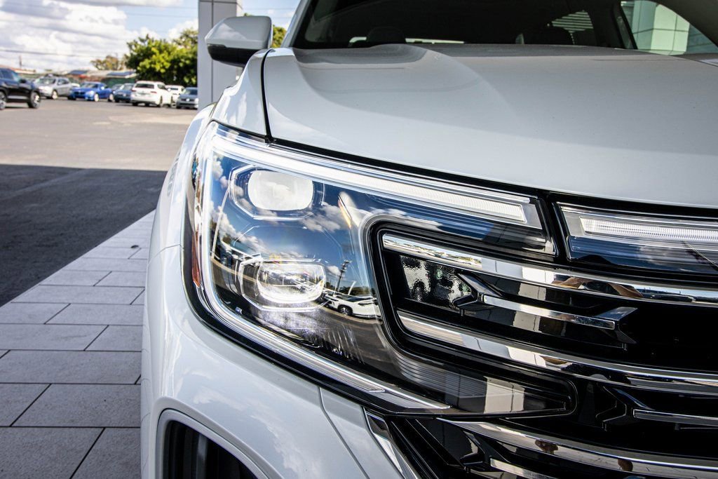 New 2026 Volkswagen Atlas SEL image 7