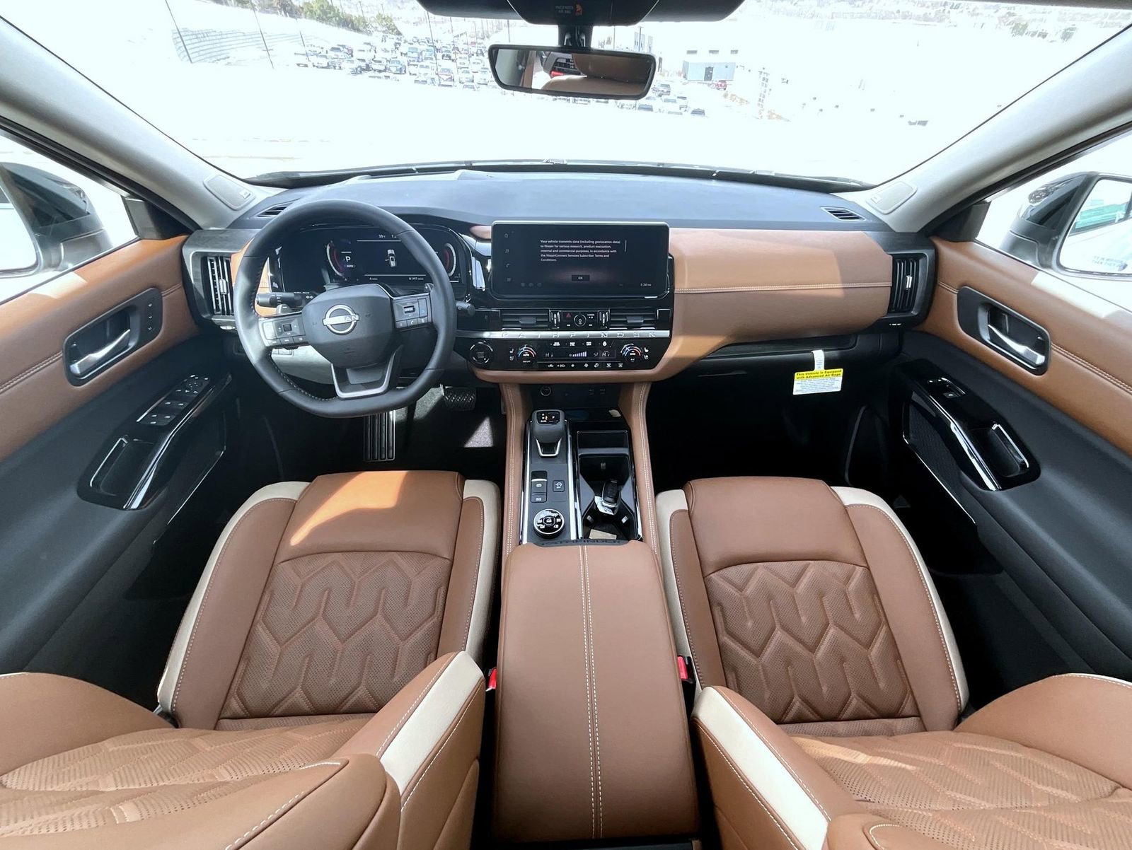 New 2026 Nissan Pathfinder Platinum AWD/4WD image 15