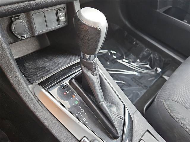Used 2019 Toyota Corolla LE FWD image 12
