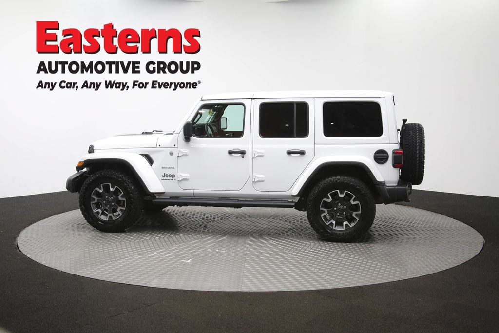 Used 2024 Jeep Wrangler Unlimited Sahara w/ Dual Top Group AWD/4WD image 60