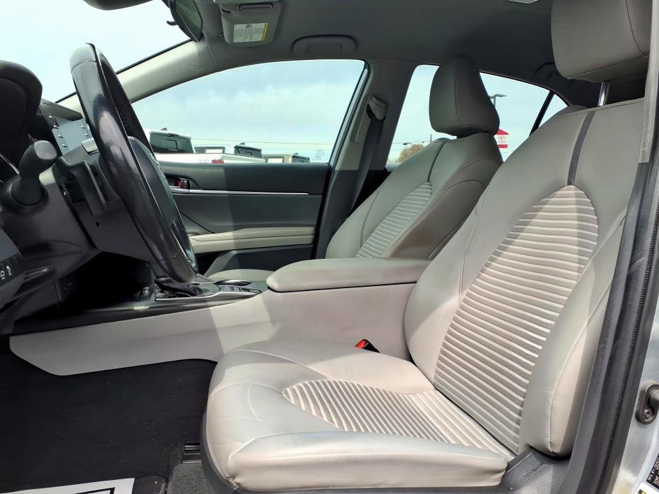 Certified 2022 Toyota Camry SE image 13
