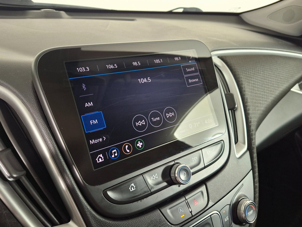 Used 2022 Chevrolet Malibu RS image 19