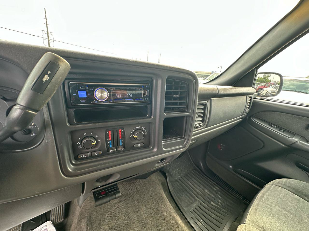 Used 2003 Chevrolet Silverado 2500 LS RWD image 28