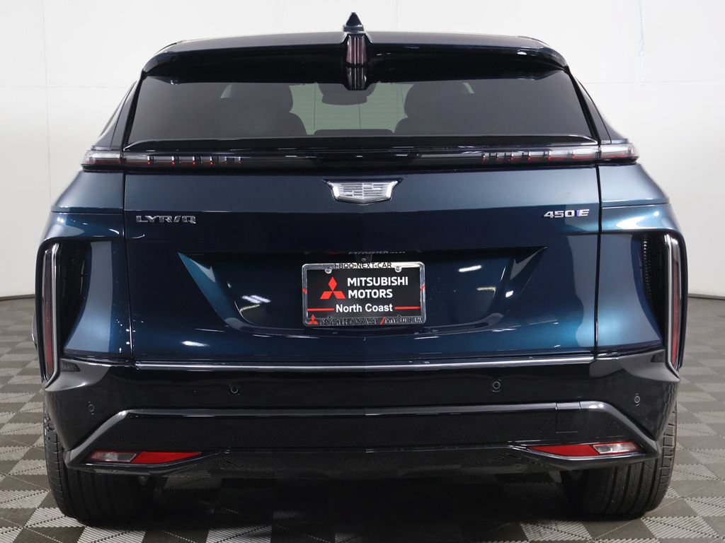 Used 2025 Cadillac Lyriq Luxury RWD image 15