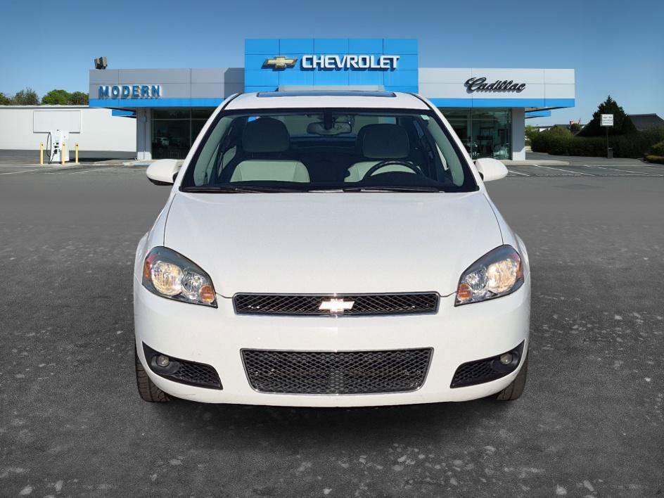 Used 2012 Chevrolet Impala LTZ FWD image 8