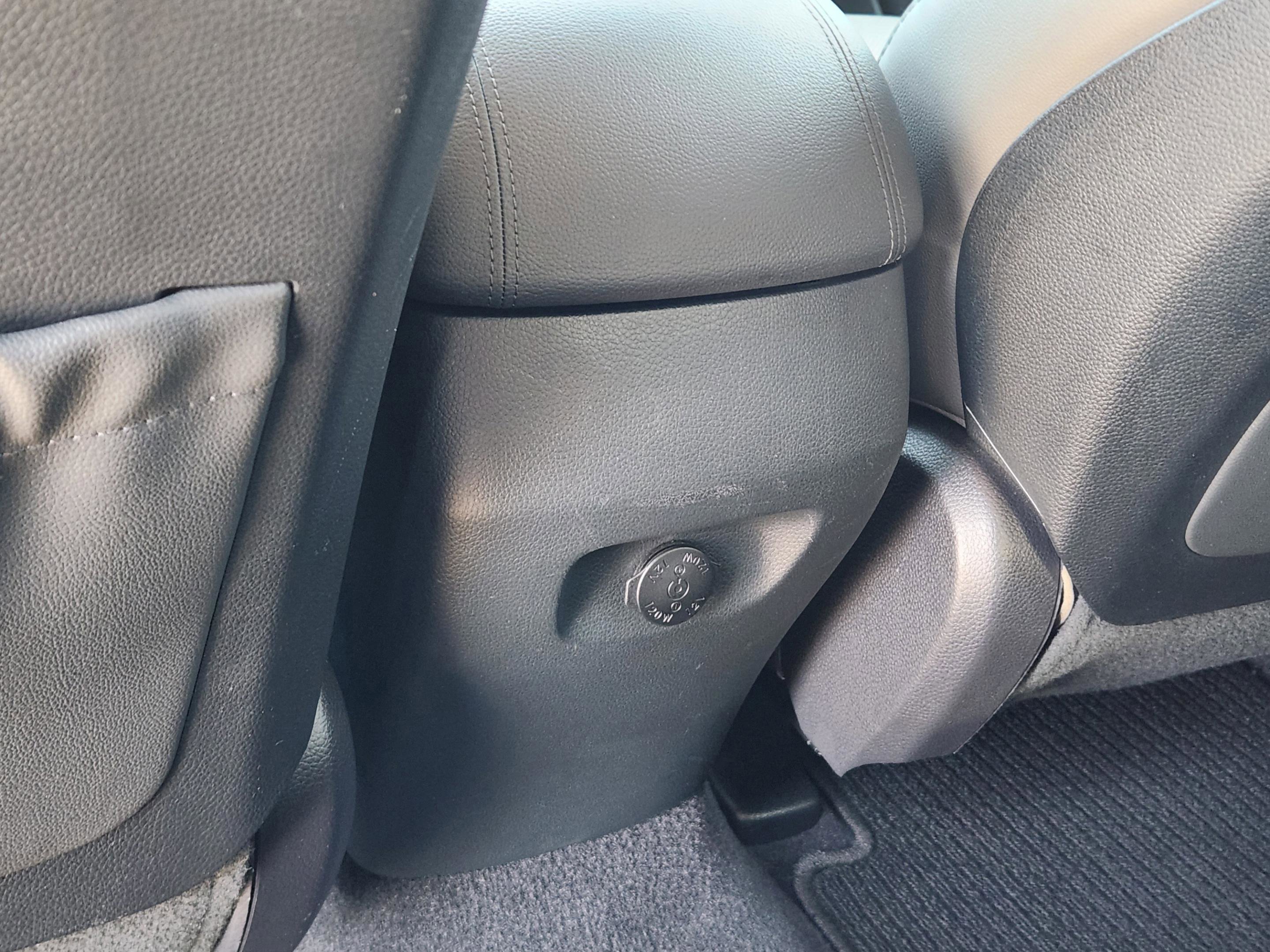 Used 2018 Hyundai Santa Fe Sport 2.0T image 28