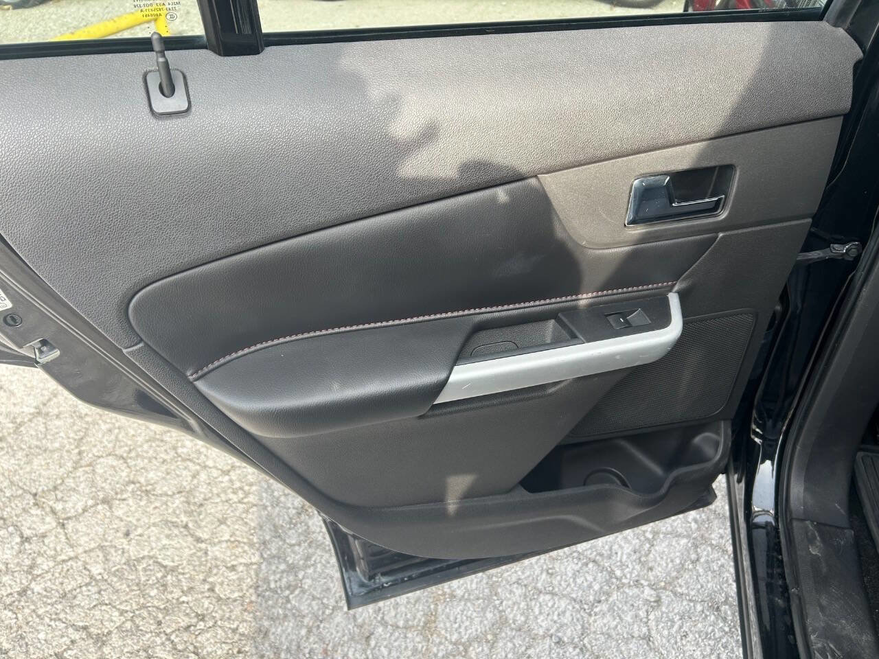 Used 2011 Ford Edge SEL w/ 201A Rapid Spec Order Code image 16