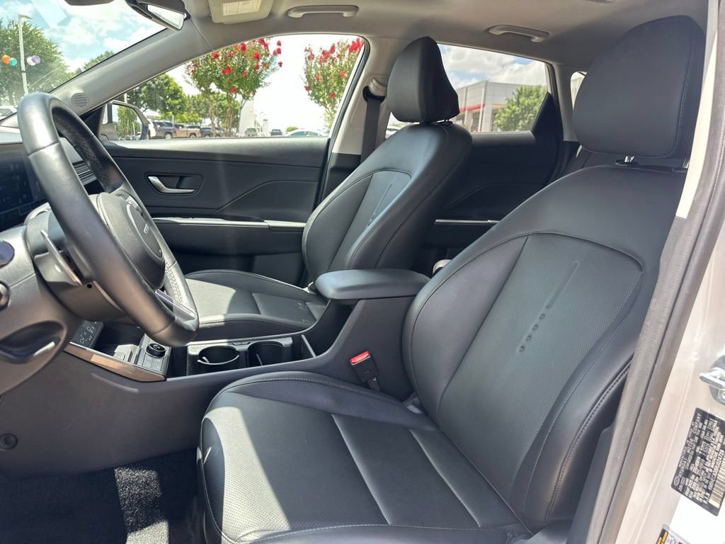 Used 2024 Hyundai Kona Limited AWD/4WD image 29