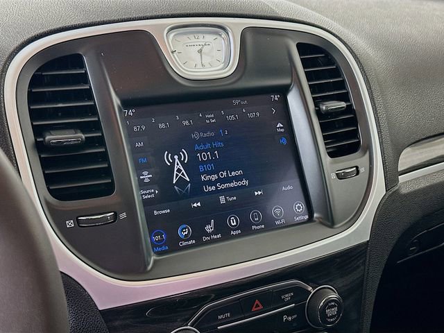 Used 2022 Chrysler 300 Touring L w/ Popular Equipment Group image 16