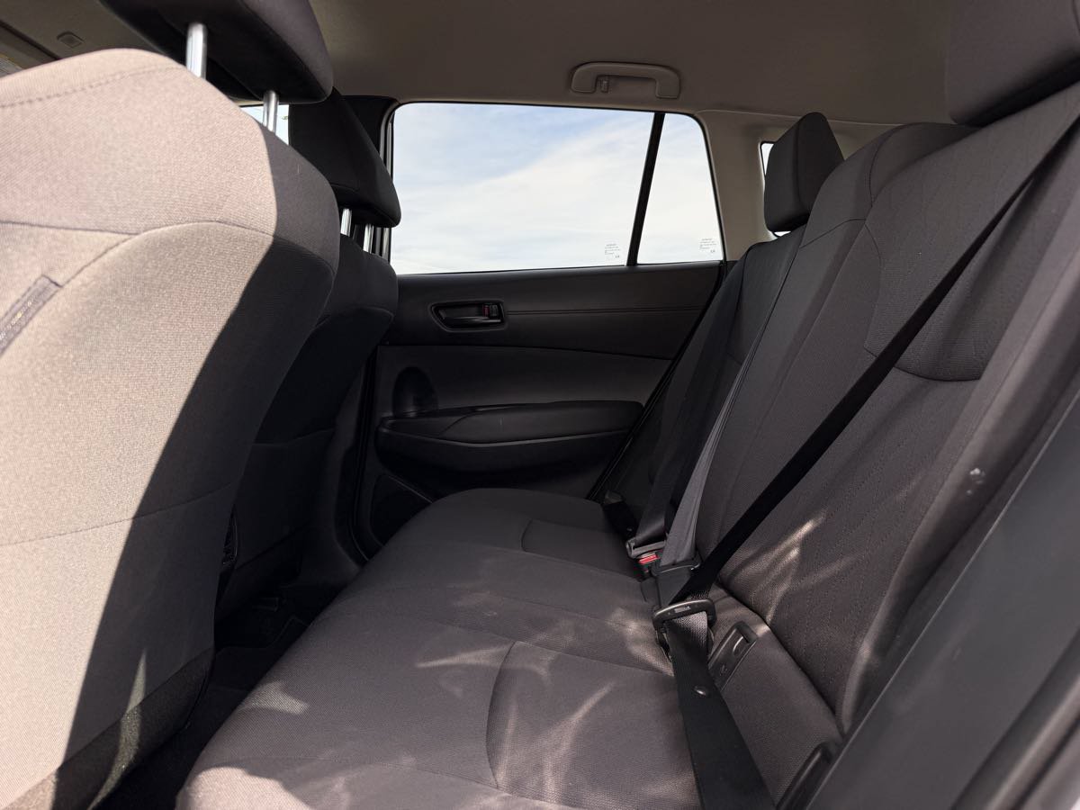 Used 2025 Toyota Corolla Cross LE AWD/4WD image 12