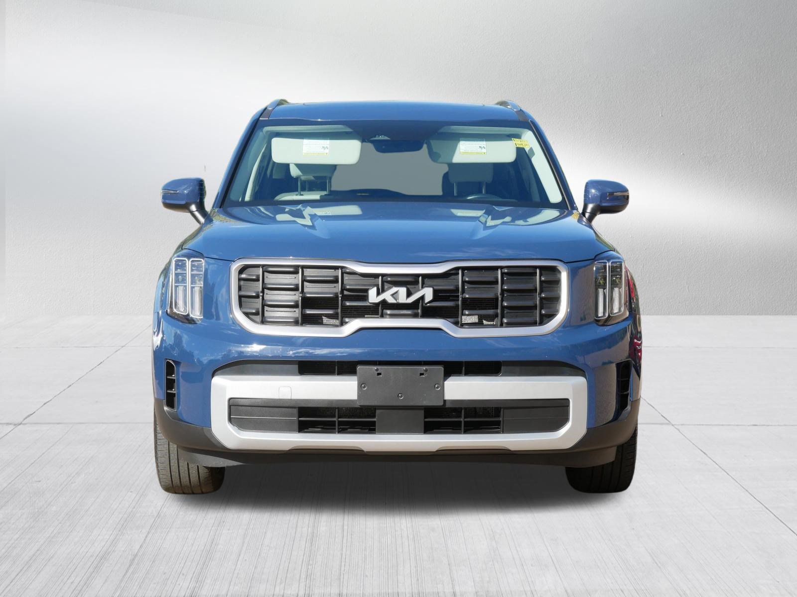 Certified 2024 Kia Telluride S w/ S Sunroof Package AWD/4WD image 2