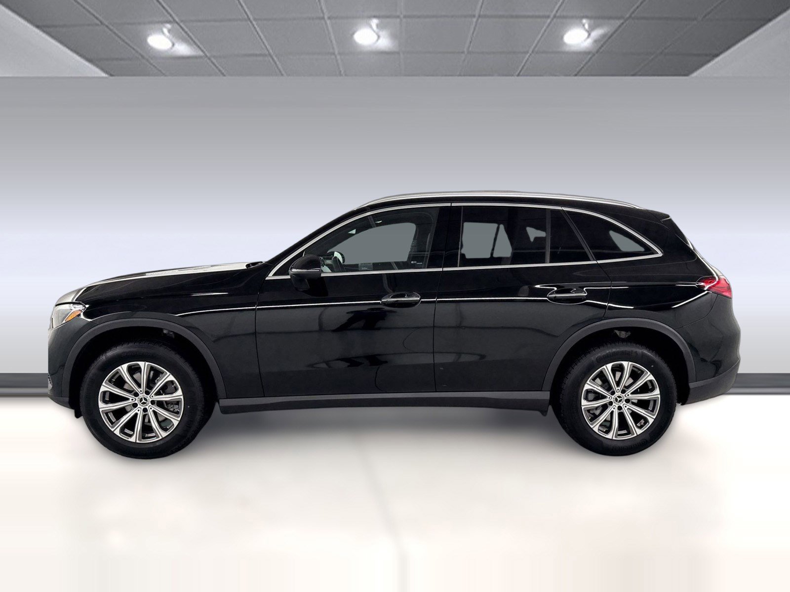 Certified 2026 Mercedes-Benz GLC 300 image 2
