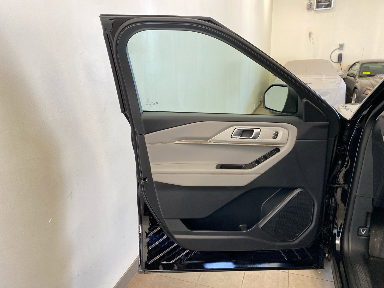 New 2026 Ford Explorer Active w/ Active Comfort Package AWD/4WD image 23
