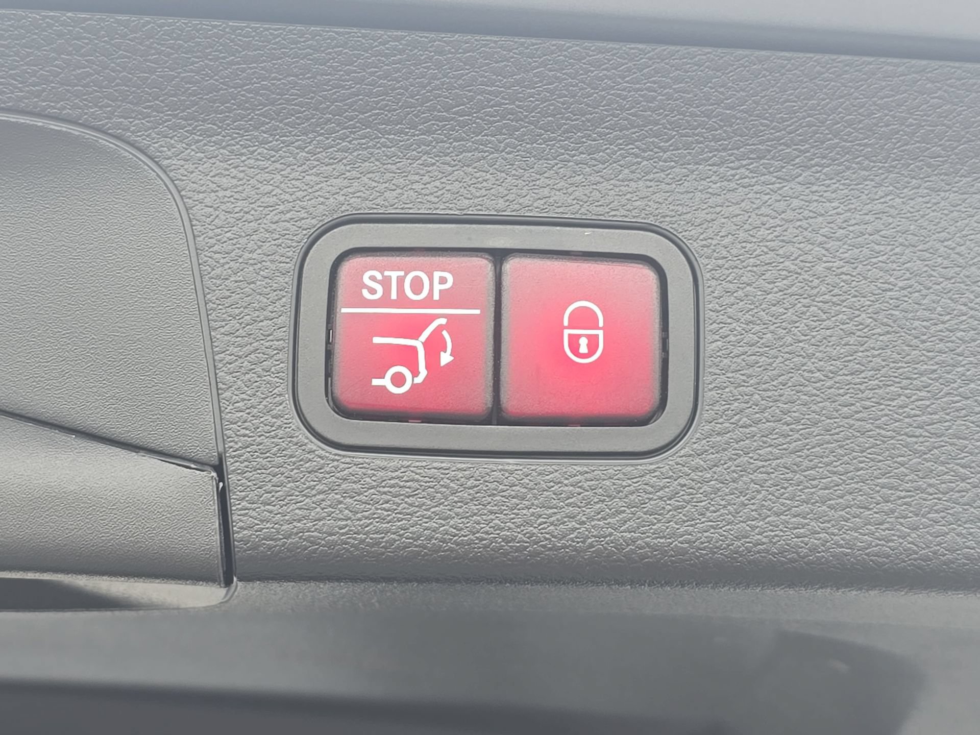 Certified 2025 Mercedes-Benz GLS 450 4MATIC image 13