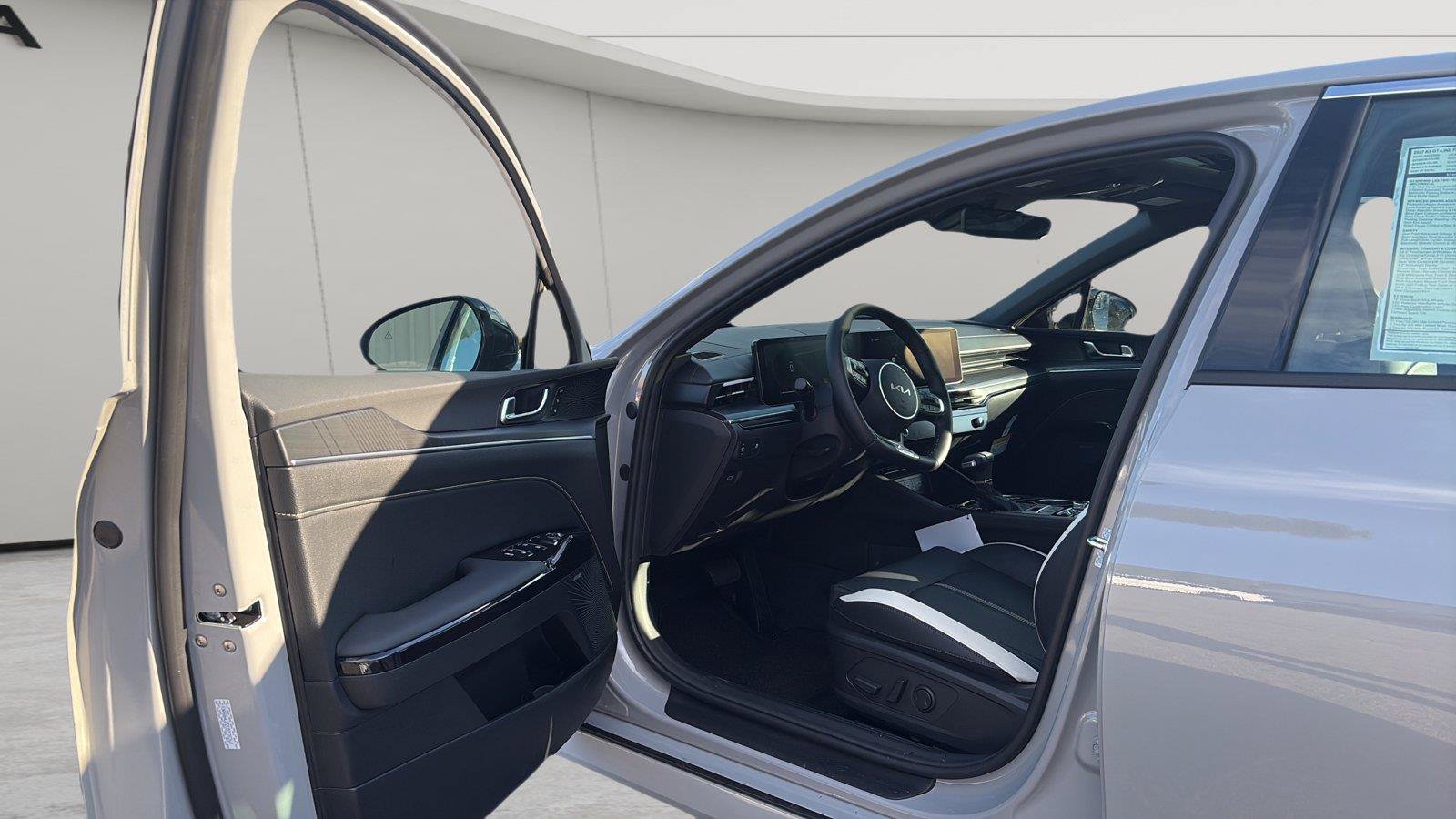 New 2027 Kia K5 GT-Line image 24