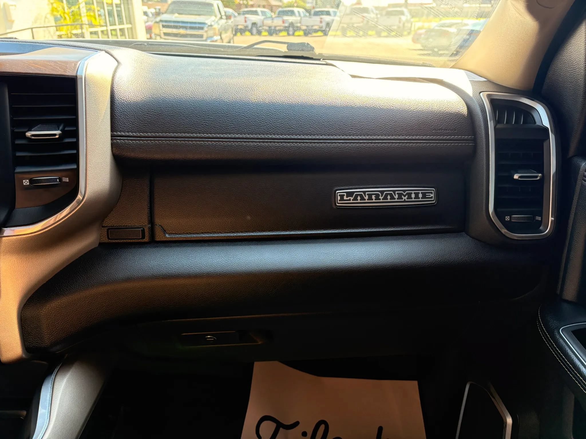 Used 2022 RAM 2500 Laramie AWD/4WD image 21