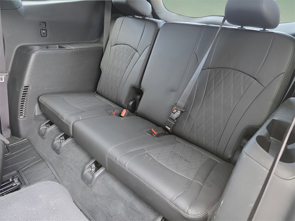 Used 2024 Buick Enclave Avenir w/ Avenir Technology Package image 16