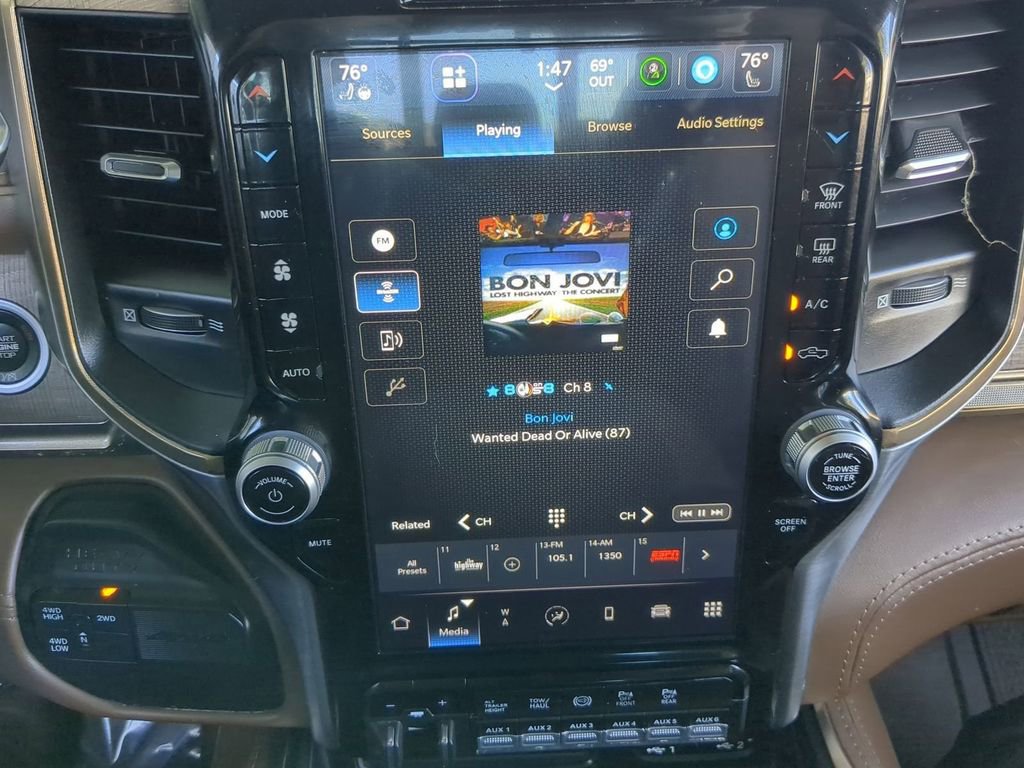 Used 2024 RAM 3500 Limited w/ Towing Technology Group AWD/4WD image 15