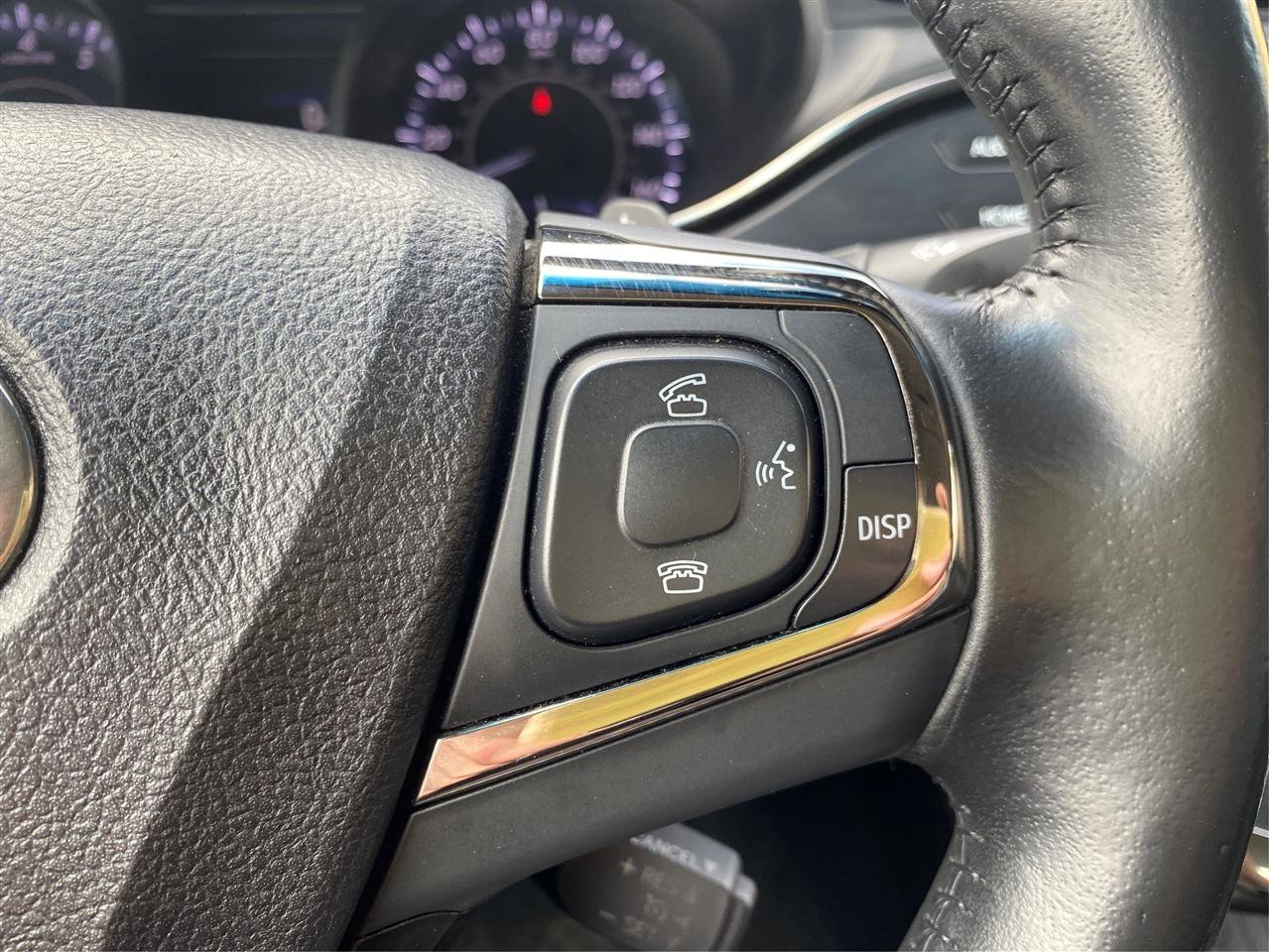 Used 2016 Toyota Avalon Limited image 40