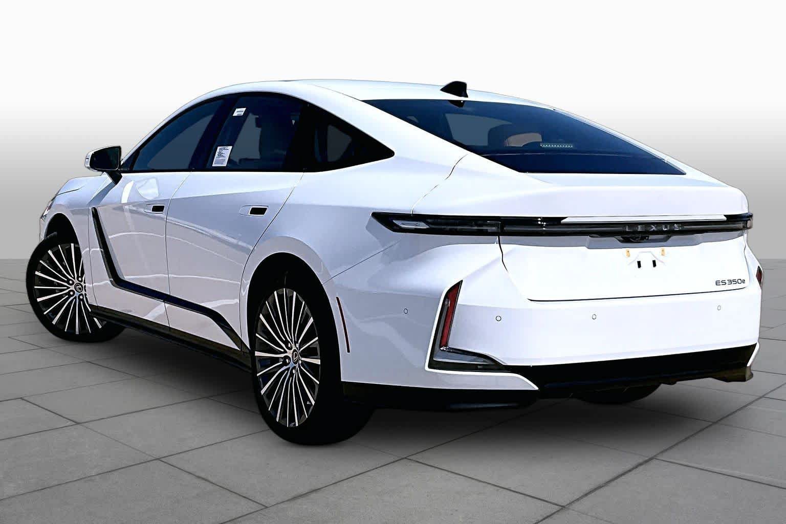 New 2026 Lexus ES 350e FWD image 12