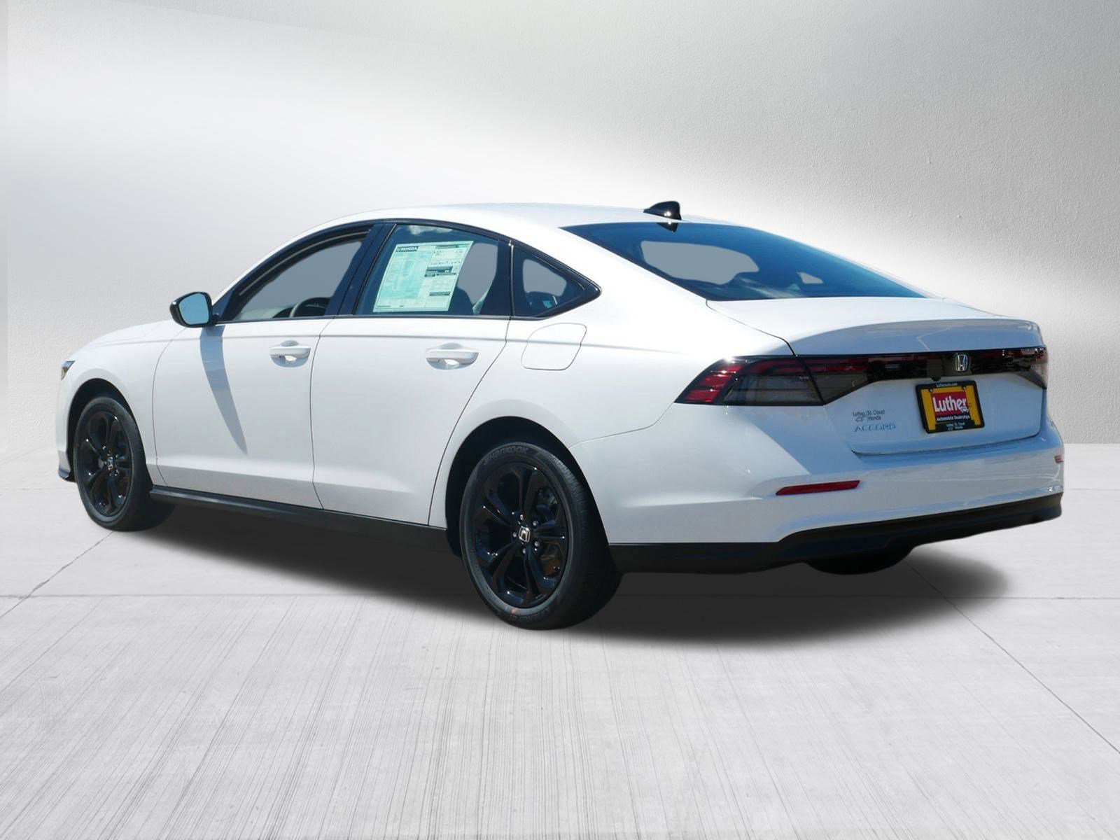 New 2025 Honda Accord SE image 3