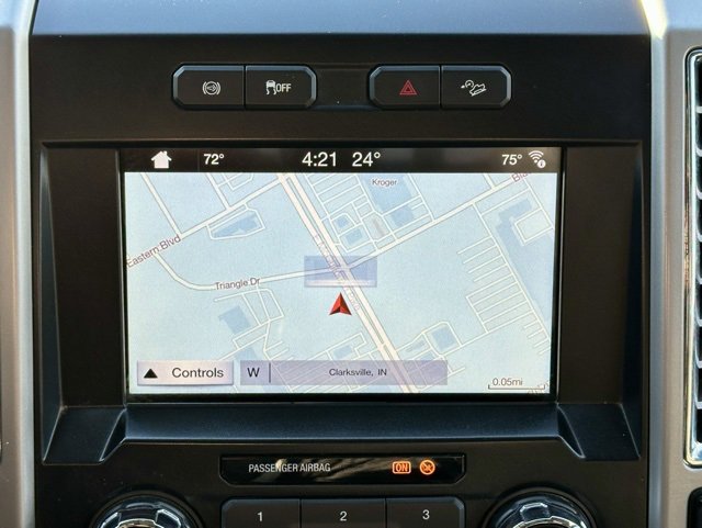 Used 2017 Ford F350 Lariat image 27