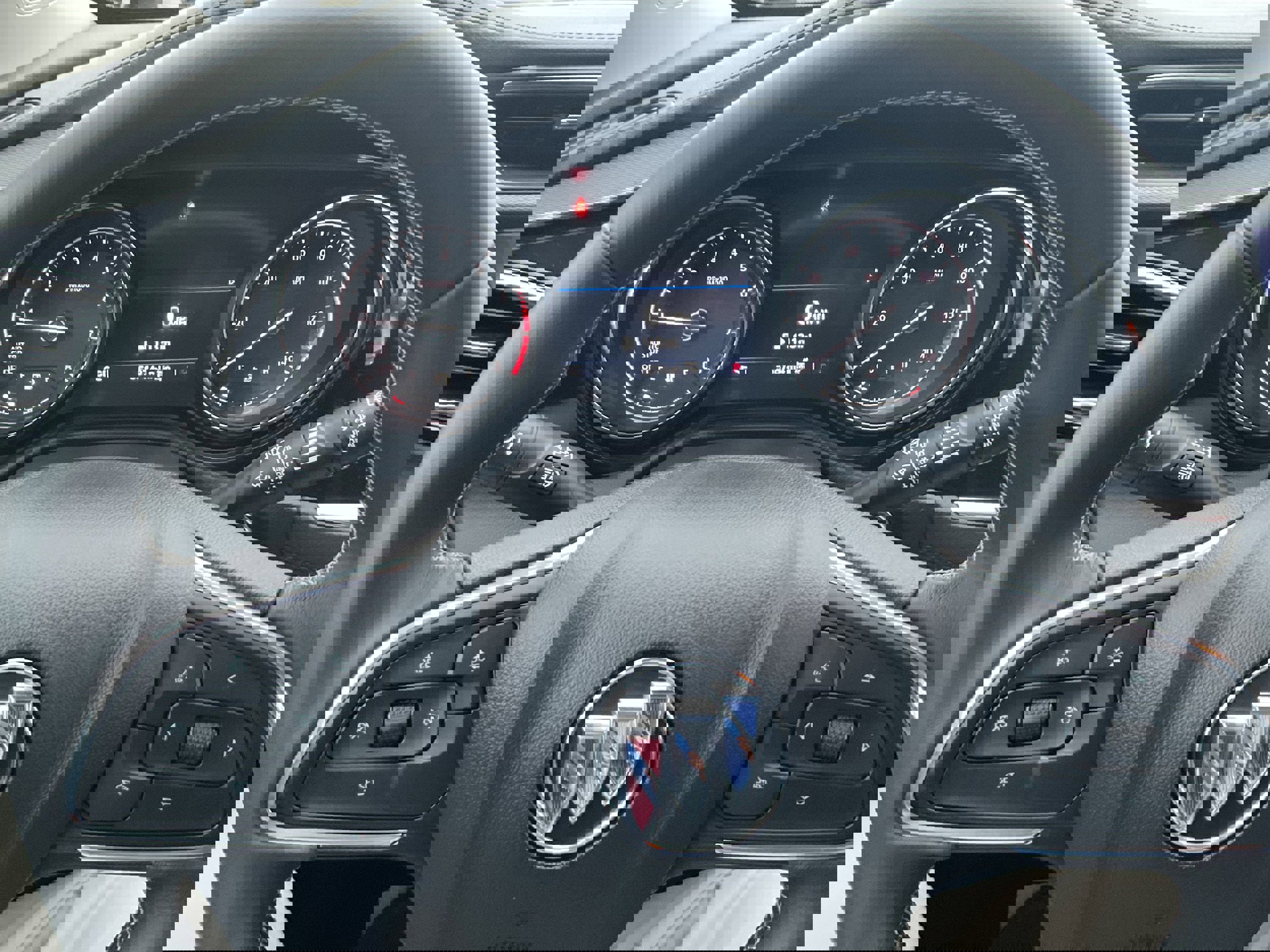 Certified 2023 Buick Encore GX Select image 8