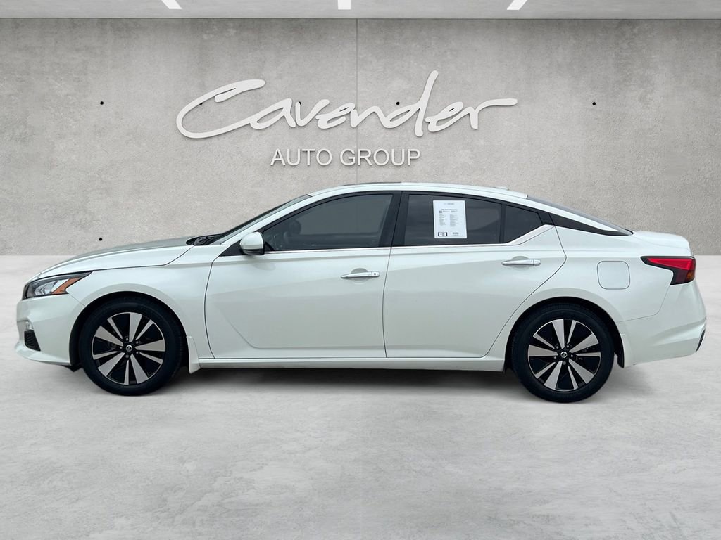 Used 2021 Nissan Altima 2.5 SV w/ SV Premium Package FWD image 13