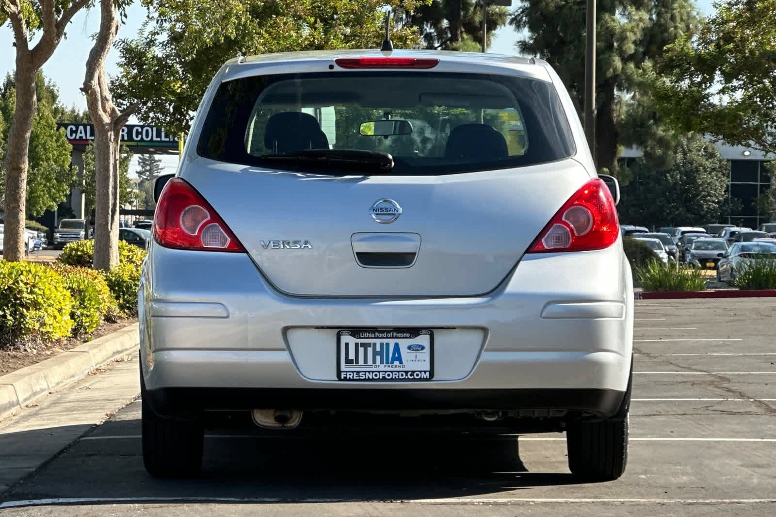 Used 2010 Nissan Versa 1.8 S w/ PWR Plus Pkg FWD image 8