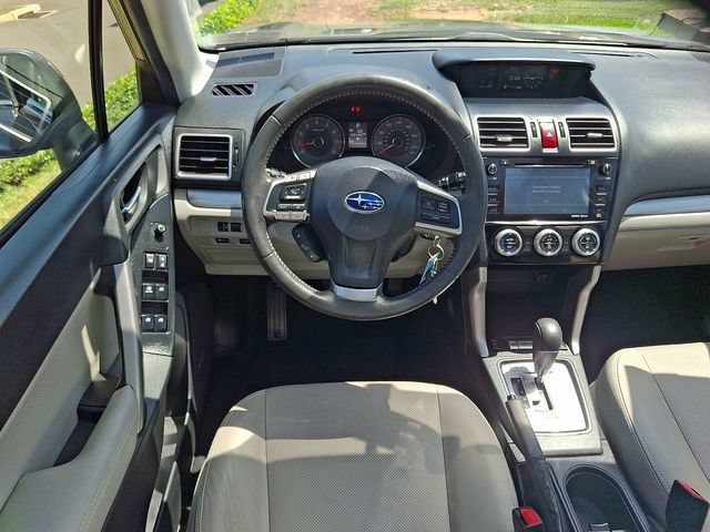 Used 2016 Subaru Forester 2.5i Limited AWD/4WD image 10