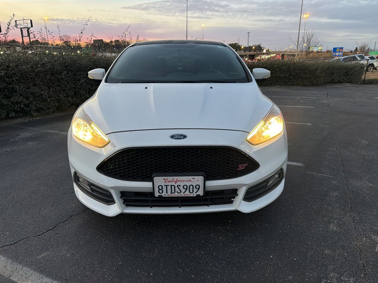 Used 2018 Ford Focus ST image 2