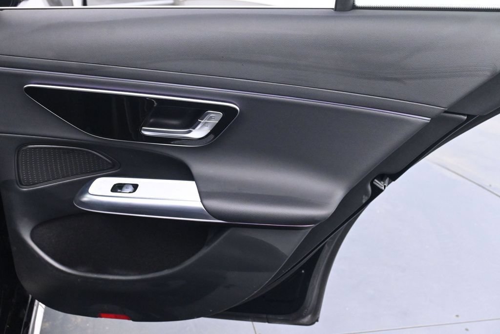 Used 2025 Mercedes-Benz E 350 Sedan image 16