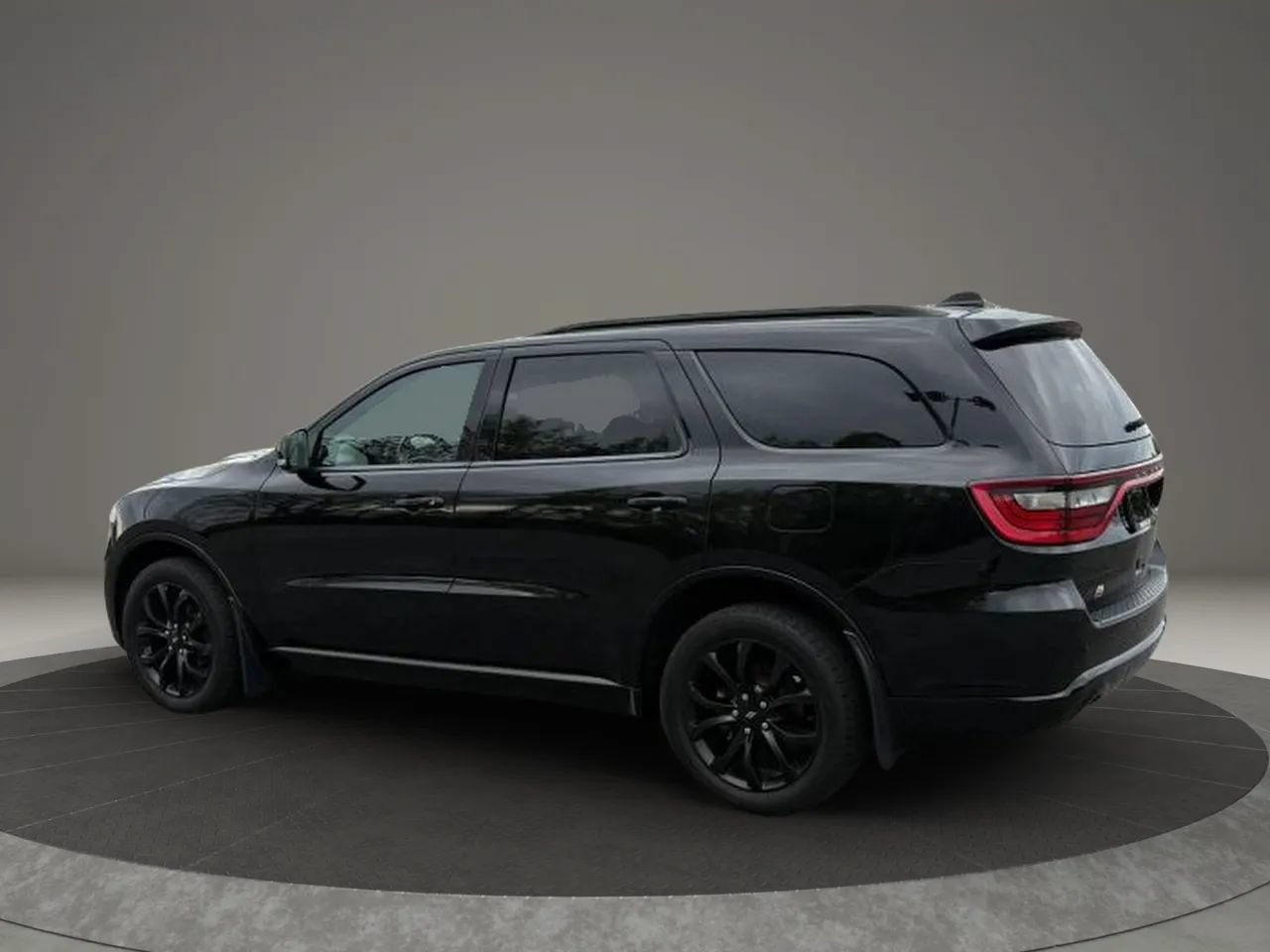 Used 2019 Dodge Durango GT AWD/4WD image 3