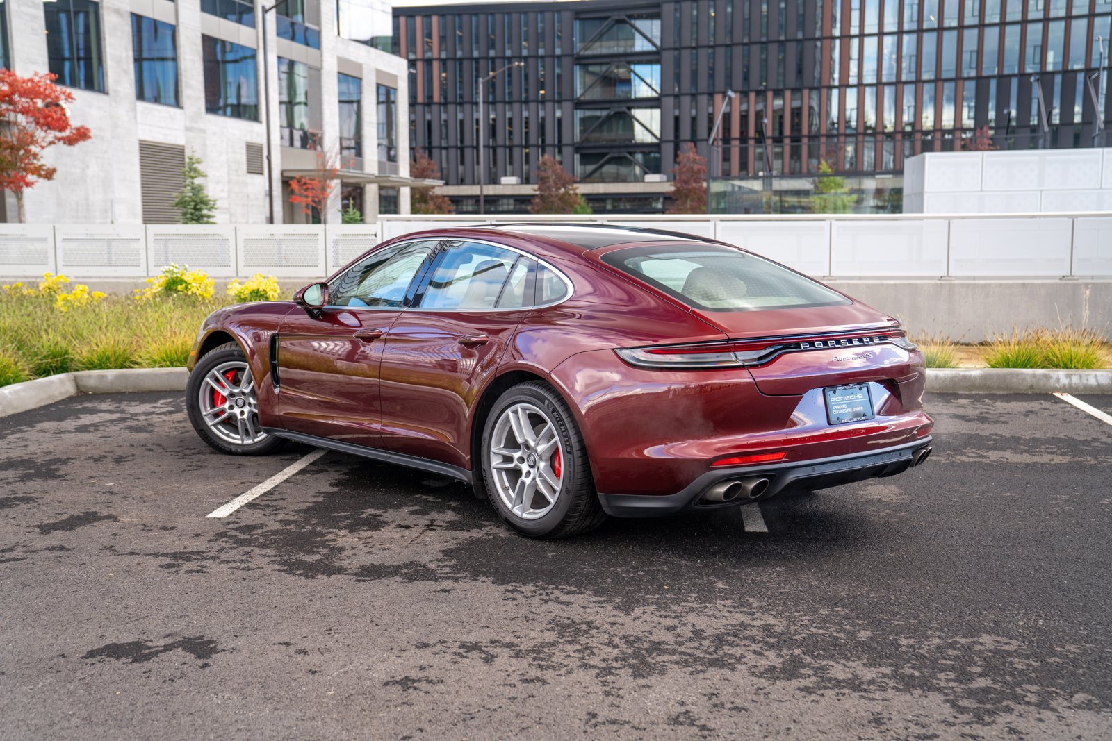 Used 2023 Porsche Panamera 4S AWD/4WD image 3