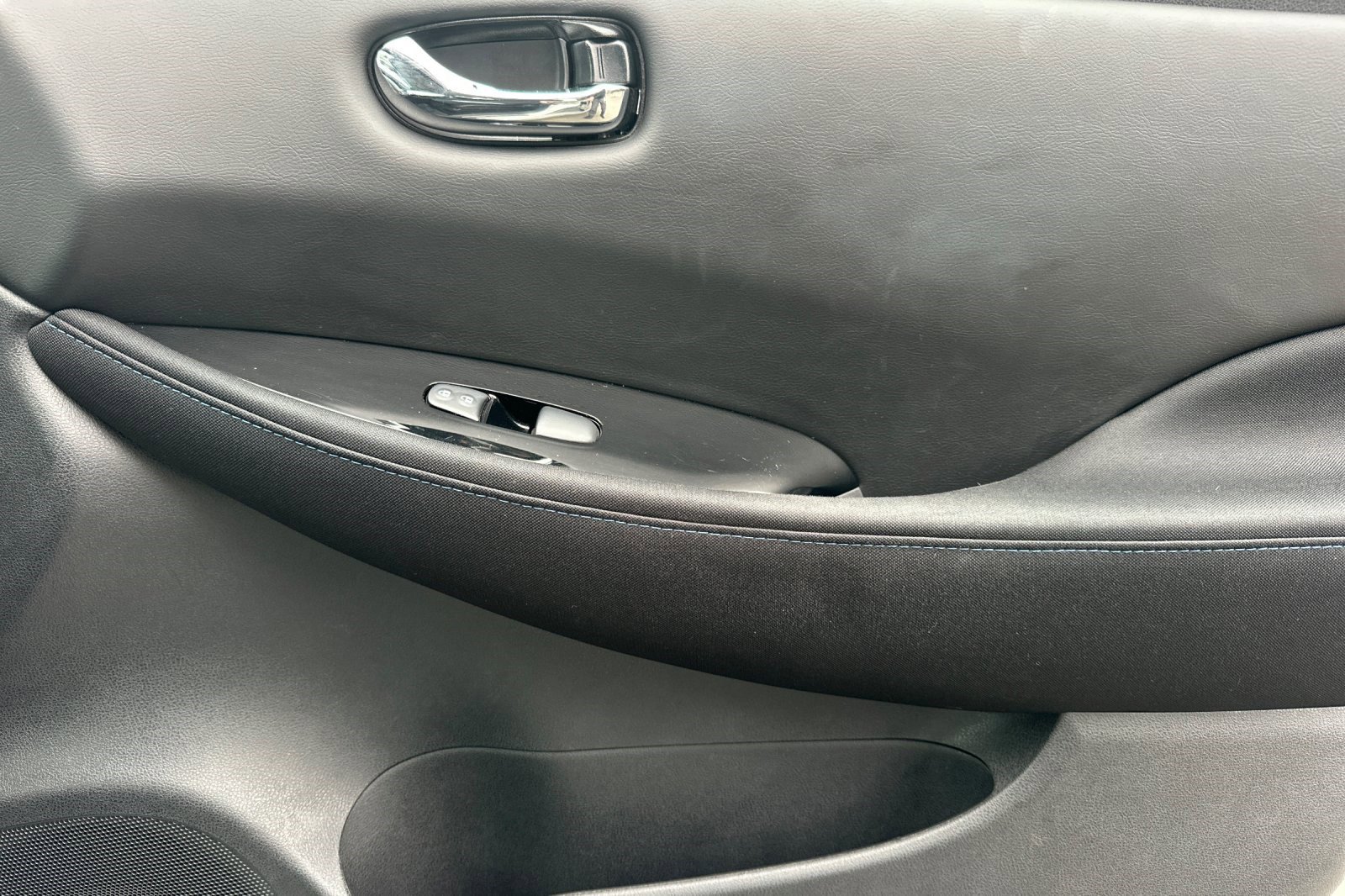 Used 2019 Nissan Leaf SV w/ SV All Weather Package image 20