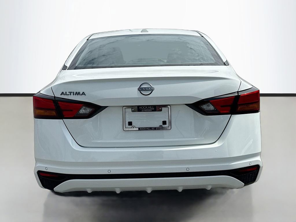 Used 2025 Nissan Altima 2.5 SV image 6