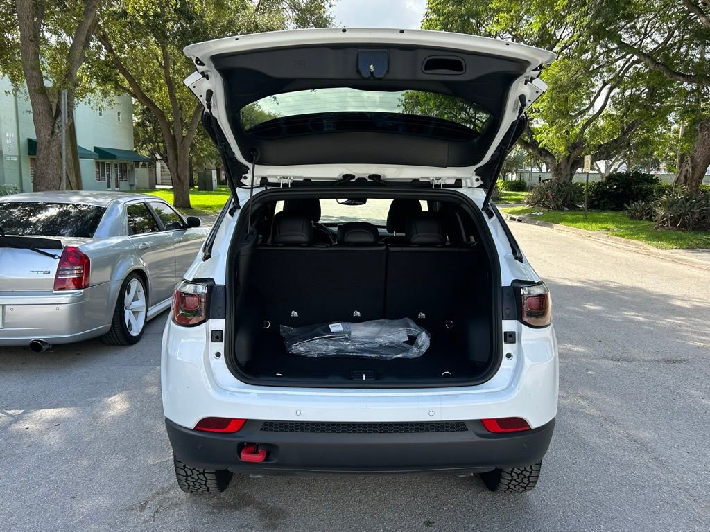 New 2026 Jeep Compass Trailhawk image 39