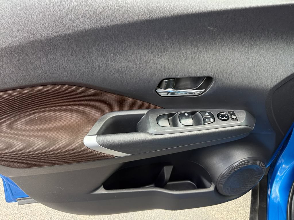 Used 2024 Nissan Kicks SR FWD image 26