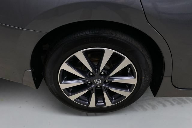Used 2017 Nissan Altima 2.5 SV FWD image 17