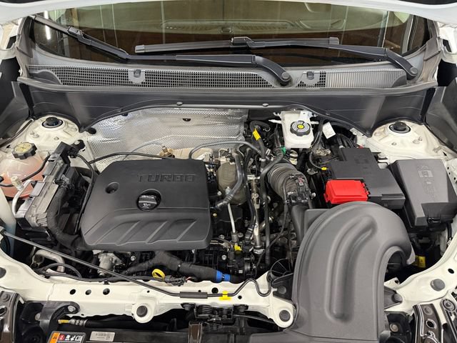 Used 2023 Buick Encore GX Preferred w/ Cold Weather Comfort Package AWD/4WD image 11