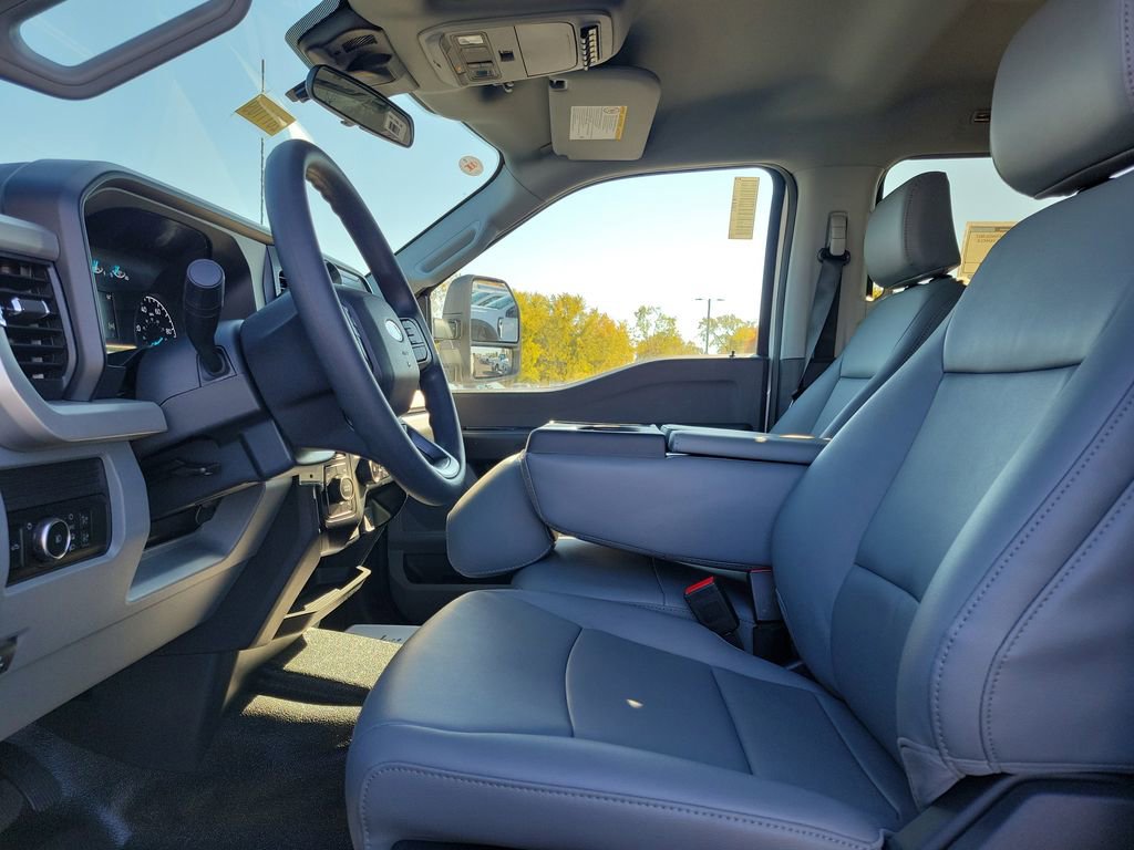New 2026 Ford F450 XL image 18